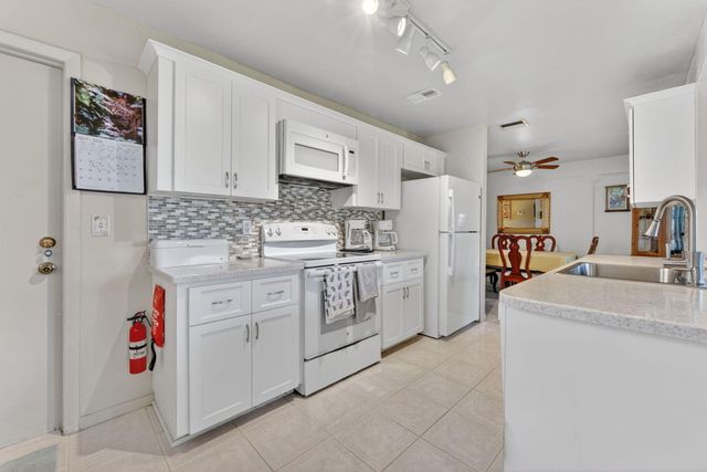 1211 NW 44th Street, Deerfield Beach, FL 33064