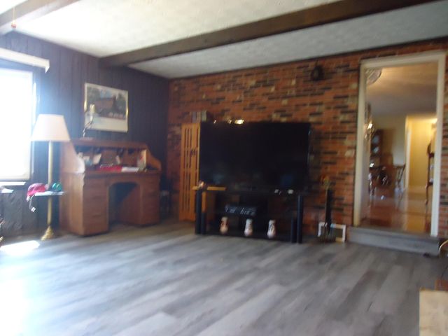 106 Pine Hill Drive, Lancaster, KY 40444