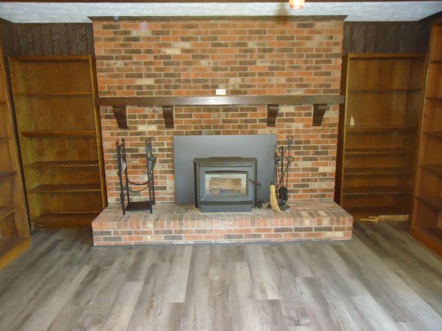 106 Pine Hill Drive, Lancaster, KY 40444