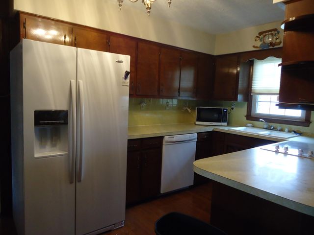 106 Pine Hill Drive, Lancaster, KY 40444