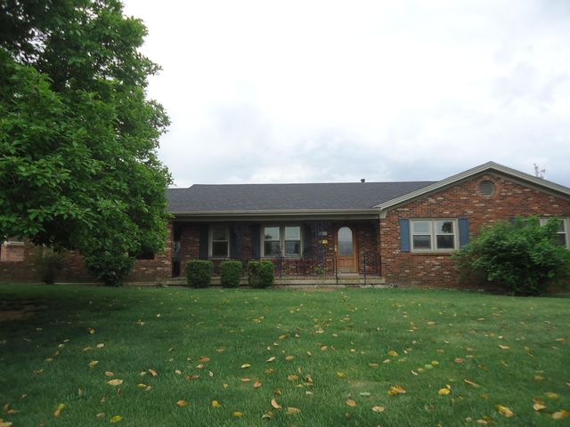 106 Pine Hill Drive, Lancaster, KY 40444