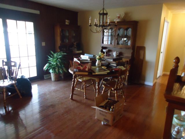 106 Pine Hill Drive, Lancaster, KY 40444