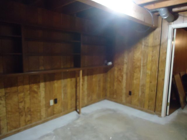 106 Pine Hill Drive, Lancaster, KY 40444