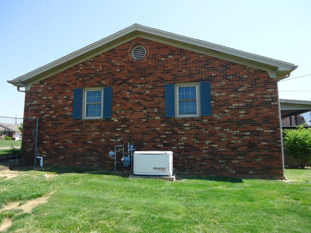 106 Pine Hill Drive, Lancaster, KY 40444