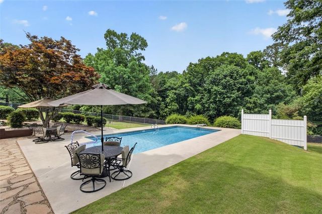4835 Watson Mill Court, Loganville, GA 30052
