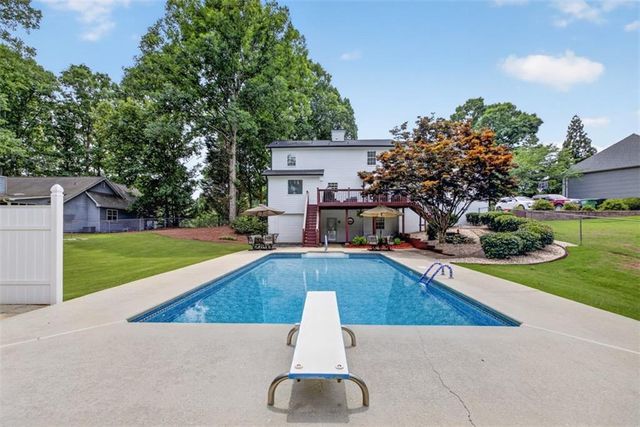 4835 Watson Mill Court, Loganville, GA 30052