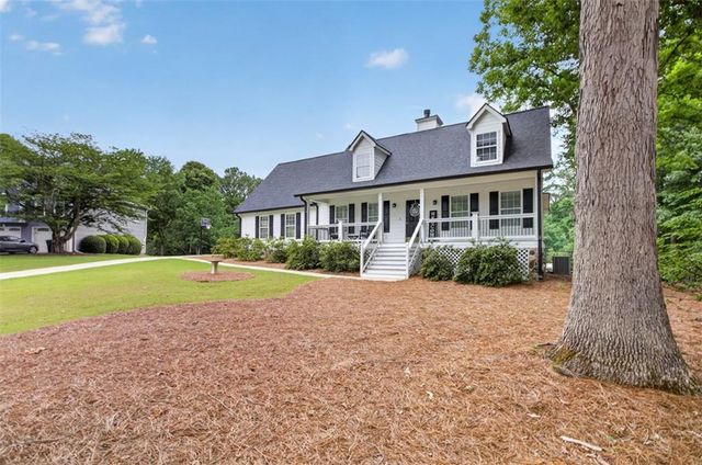 4835 Watson Mill Court, Loganville, GA 30052