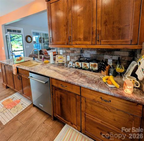 103 Henrys Glen Drive, Morganton, NC 28655