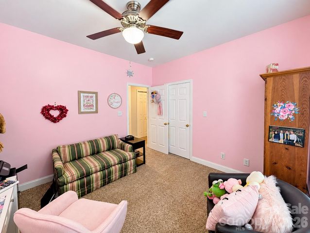 103 Henrys Glen Drive, Morganton, NC 28655