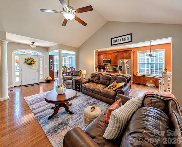 103 Henrys Glen Drive, Morganton, NC 28655