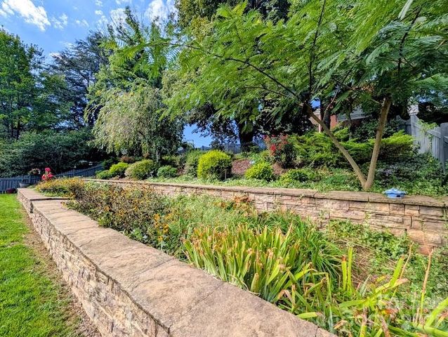 103 Henrys Glen Drive, Morganton, NC 28655