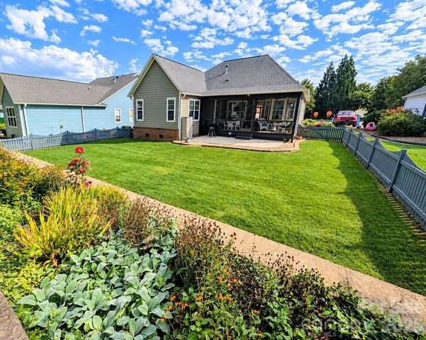 103 Henrys Glen Drive, Morganton, NC 28655