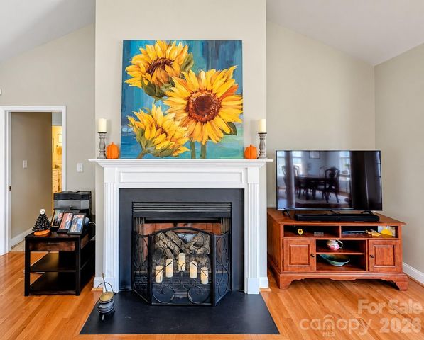 103 Henrys Glen Drive, Morganton, NC 28655