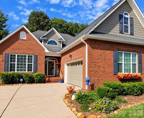 103 Henrys Glen Drive, Morganton, NC 28655