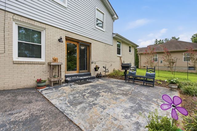 720 Myhr Dr, Nashville, TN 37221
