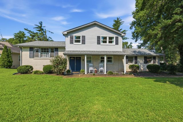 720 Myhr Dr, Nashville, TN 37221