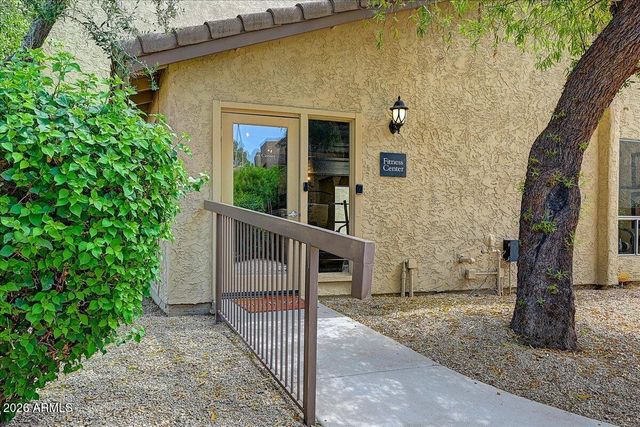 5877 N GRANITE REEF Road 2240, Scottsdale, AZ 85250