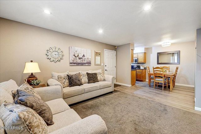 5877 N GRANITE REEF Road 2240, Scottsdale, AZ 85250