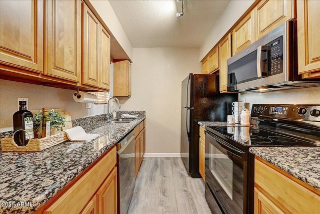 5877 N GRANITE REEF Road 2240, Scottsdale, AZ 85250