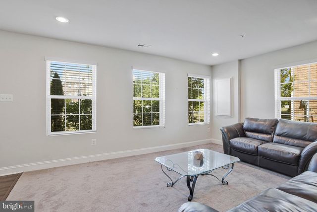 11198 ST LUKE DR, White Plains, MD 20695