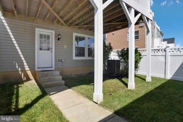 11198 ST LUKE DR, White Plains, MD 20695