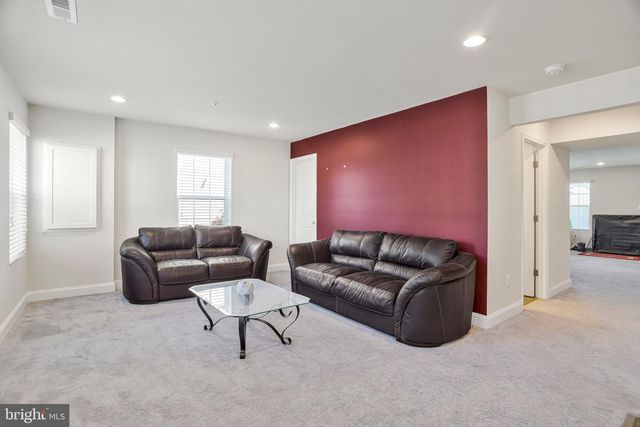11198 ST LUKE DR, White Plains, MD 20695