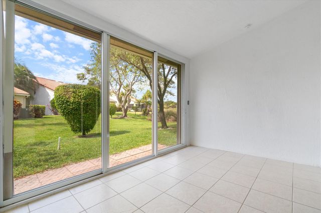 6092 Caladium Road, Delray Beach, FL 33484