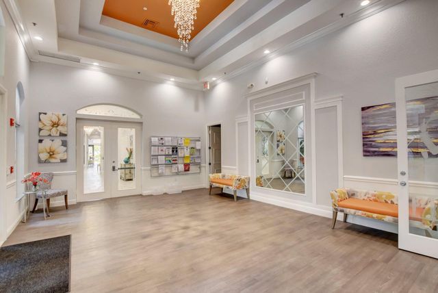 6092 Caladium Road, Delray Beach, FL 33484