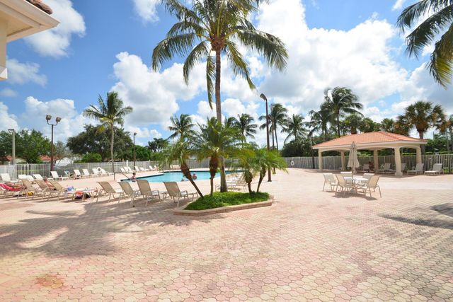 6092 Caladium Road, Delray Beach, FL 33484