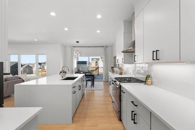 6612 Vista Valley, Windsor, WI 53598