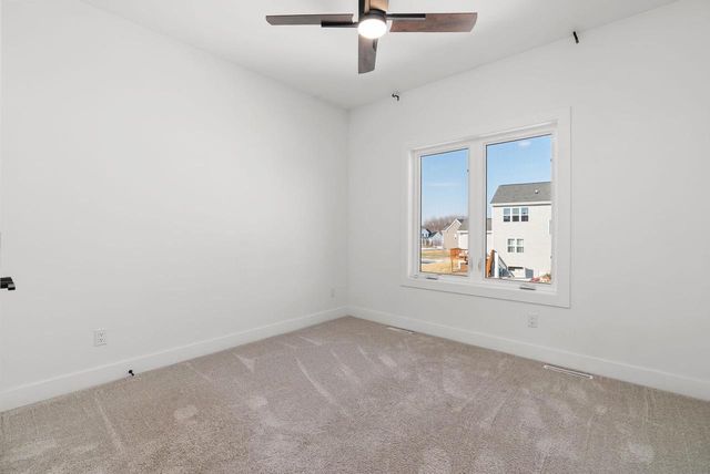 6612 Vista Valley, Windsor, WI 53598