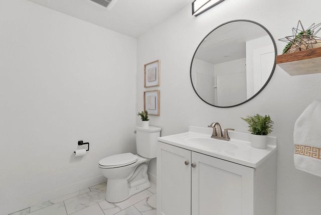 6612 Vista Valley, Windsor, WI 53598