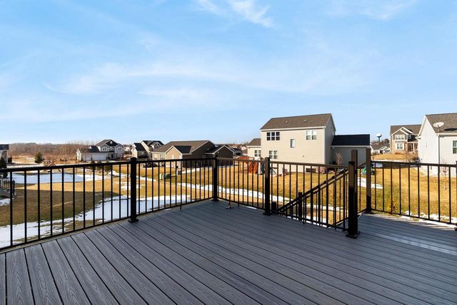 6612 Vista Valley, Windsor, WI 53598