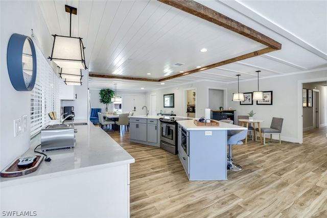 400 S Barfield DR, Marco Island, FL 34145