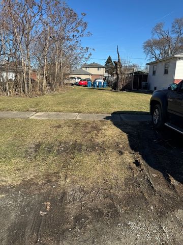 14423 Davis Avenue, Blue Island, IL 60406