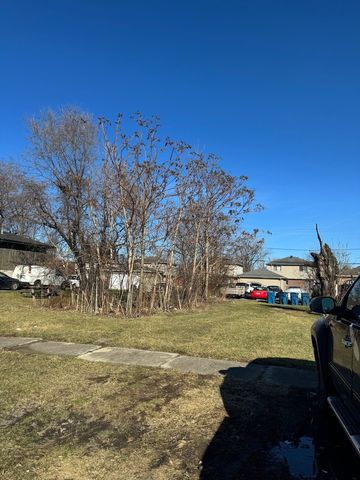 14423 Davis Avenue, Blue Island, IL 60406
