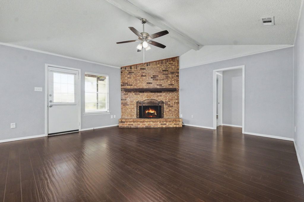 405 Sixpence Lane, Euless, TX 76039 — photo 3