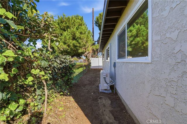 536 E 220th, Carson, CA 90745