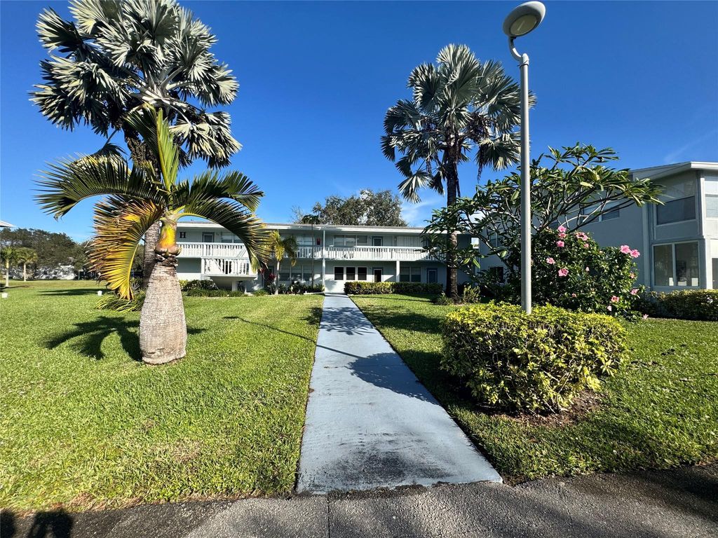 154 Prescott H 154, Deerfield Beach, FL 33442