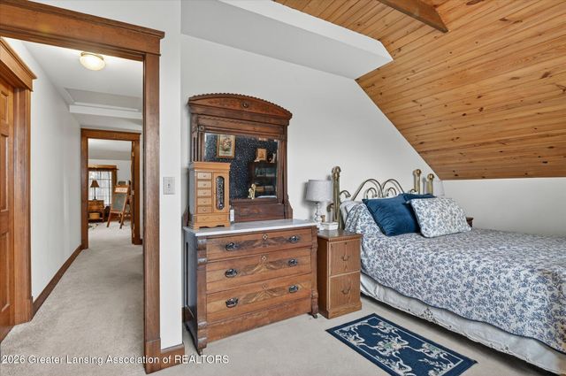 5514 E Kinsel Highway, Charlotte, MI 48813