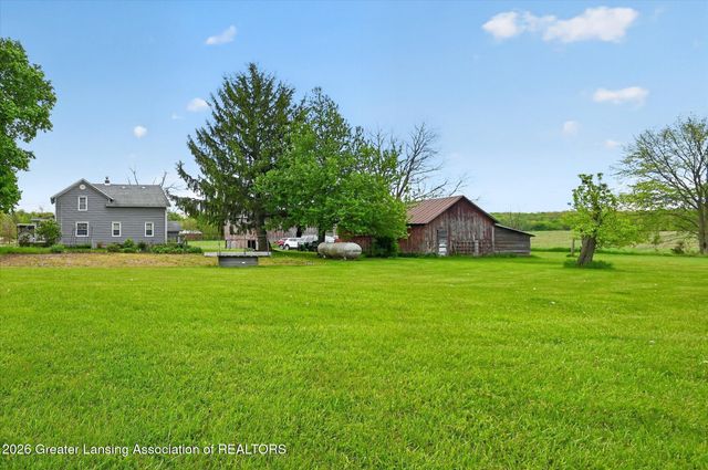 5514 E Kinsel Highway, Charlotte, MI 48813