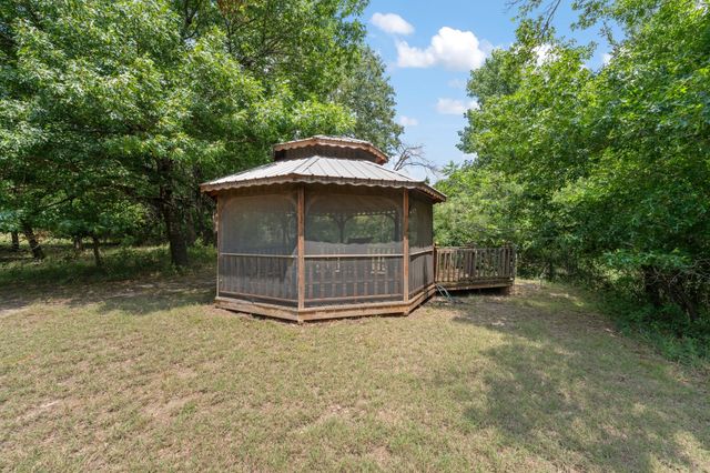 1127 Mallard Lane, Glen Rose, TX 76043