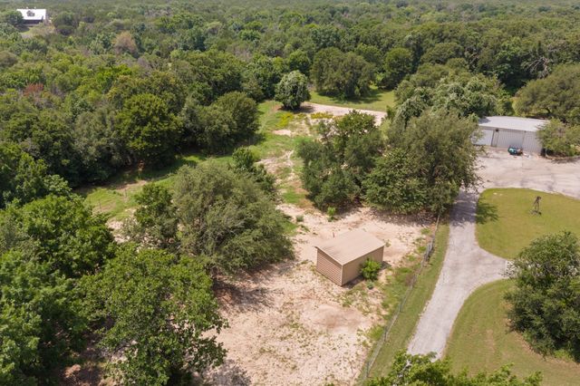 1127 Mallard Lane, Glen Rose, TX 76043