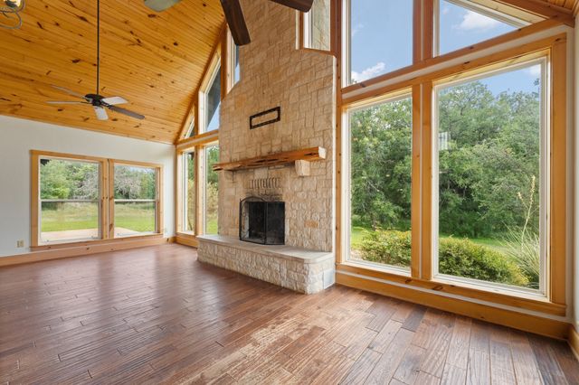 1127 Mallard Lane, Glen Rose, TX 76043