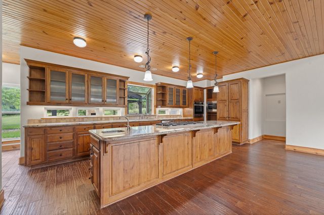 1127 Mallard Lane, Glen Rose, TX 76043