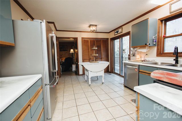 190 Executive Estates Drive, Old Fort, NC 28762