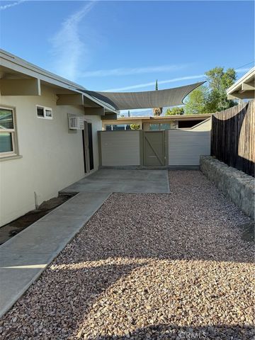 1342 B Opal, Mentone, CA 92359