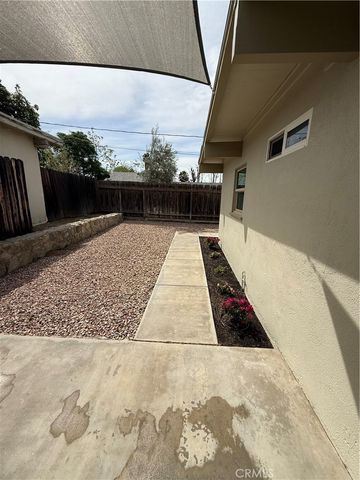 1342 B Opal, Mentone, CA 92359