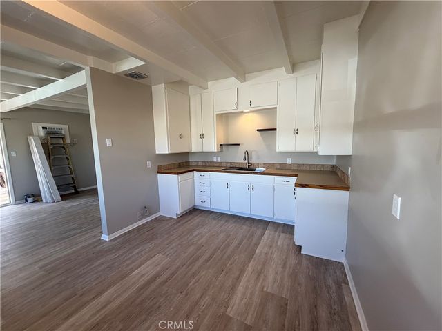 1342 B Opal, Mentone, CA 92359