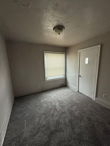 15751 Monte Vista Street, Detroit, MI 48238